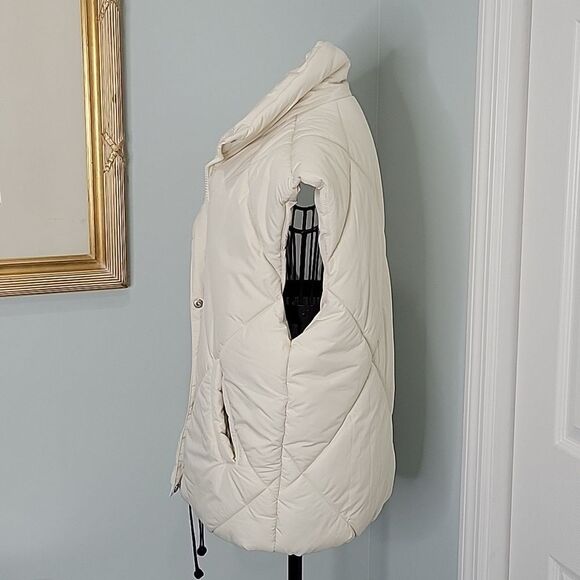 MEROKETTY Cream Puffer Vest Women's Size Small - Picture 5 of 6